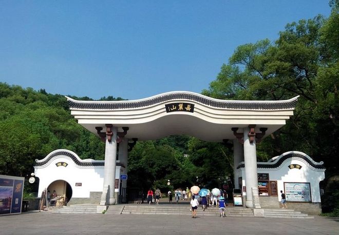 2026湖南长沙老年游3天2晚攻略 慢节奏康养旅居老年纯玩线路